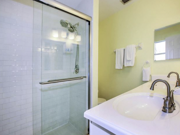 Captiva Home With Private Pool Three Bedroom Sleeps 8